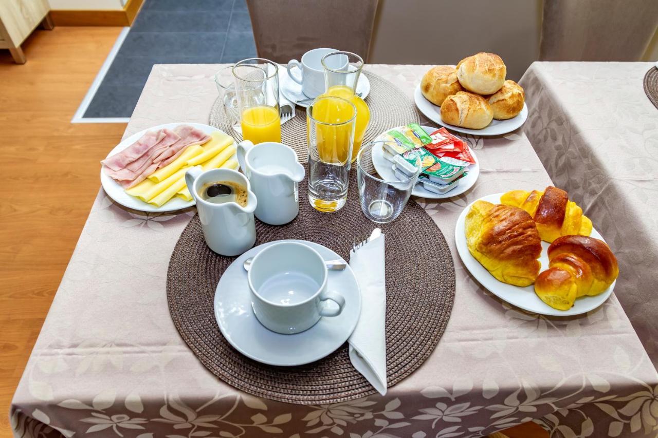 Boutique Mouras Bed & Breakfast Mondim de Basto Exterior photo